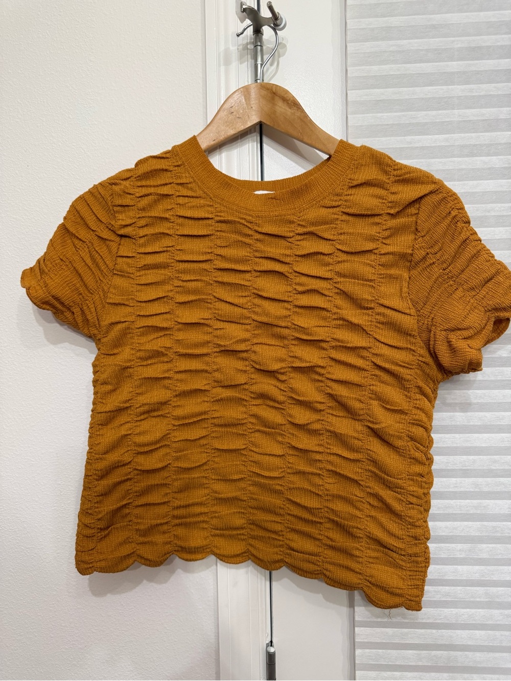 House of Harlow 1960 Textured Short Sleeve Top - Mustard Orange